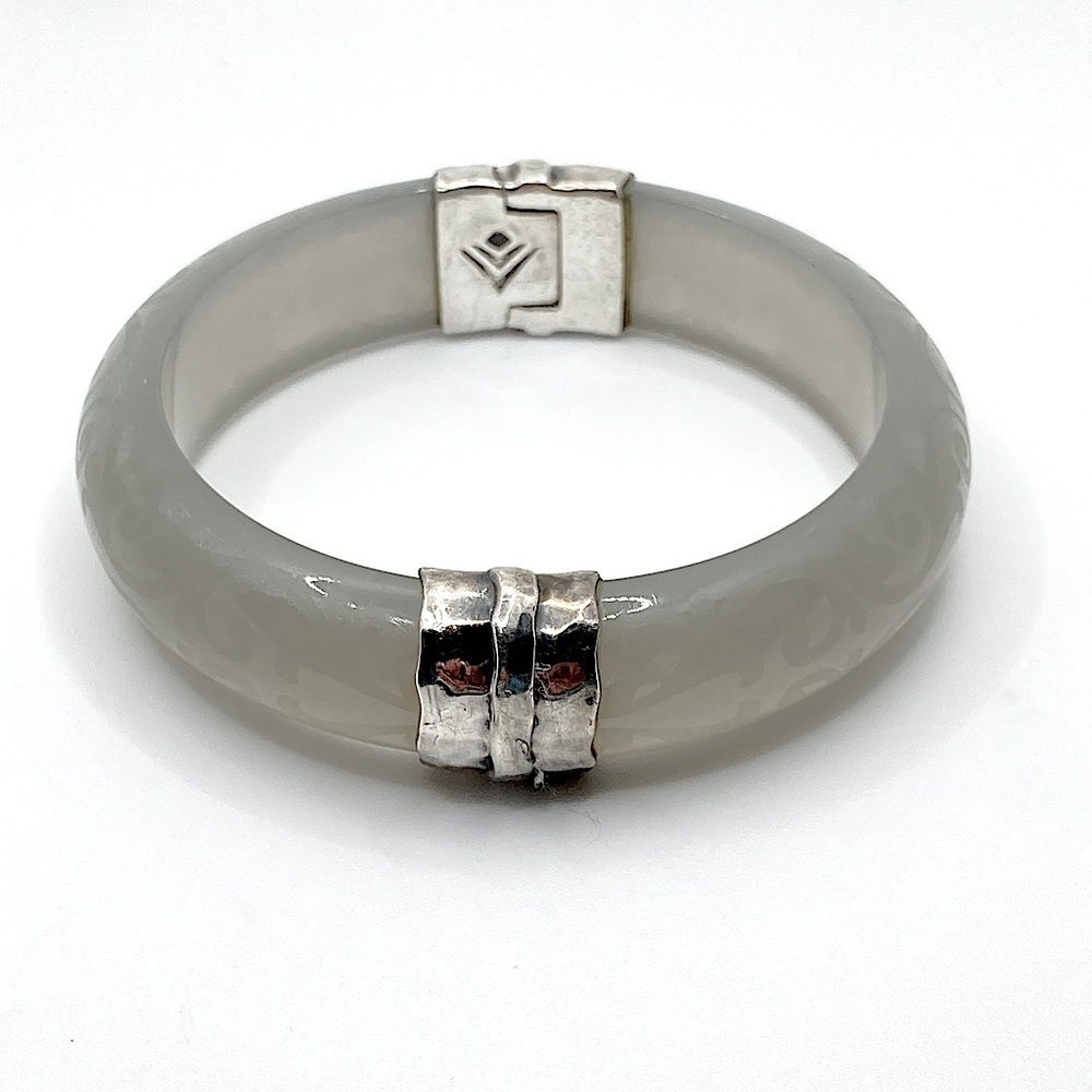 SILPADA Sterling Grey Resin Hinged Scrollwork Bangle 7.6” / 2.5” Diameter